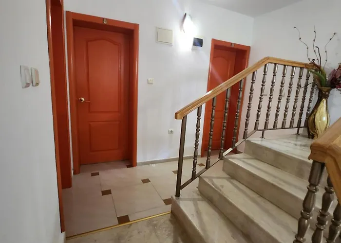 Къща за гости гранат